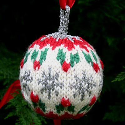 Christmas Balls – a free knitting pattern PDF  Two Strands