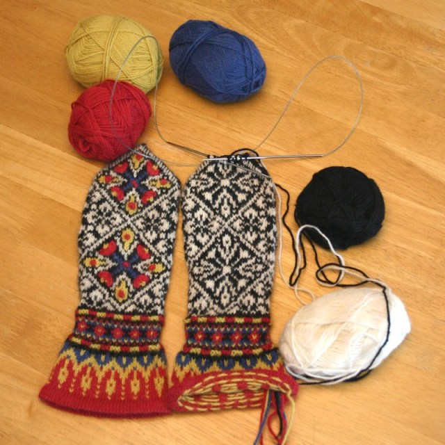 Mittens knit in Magic Loop technique