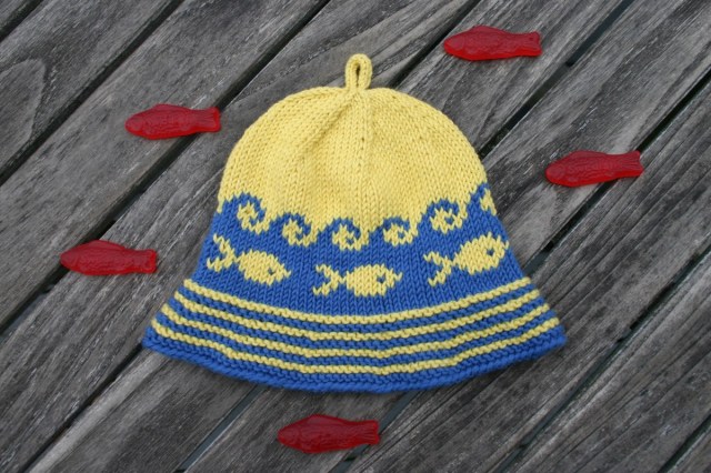 Infant's sunhat knitting kit sport or DK weight cotton yarn from Kidsknits.com PDF thru Ravelry.